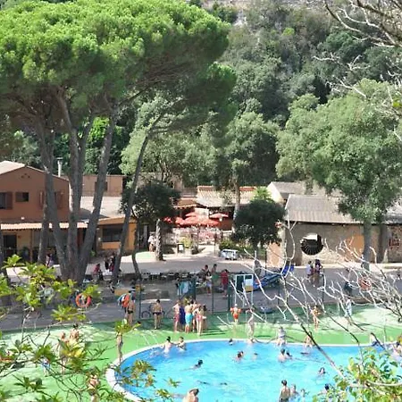 Kampaoh Cala Pola Camping *